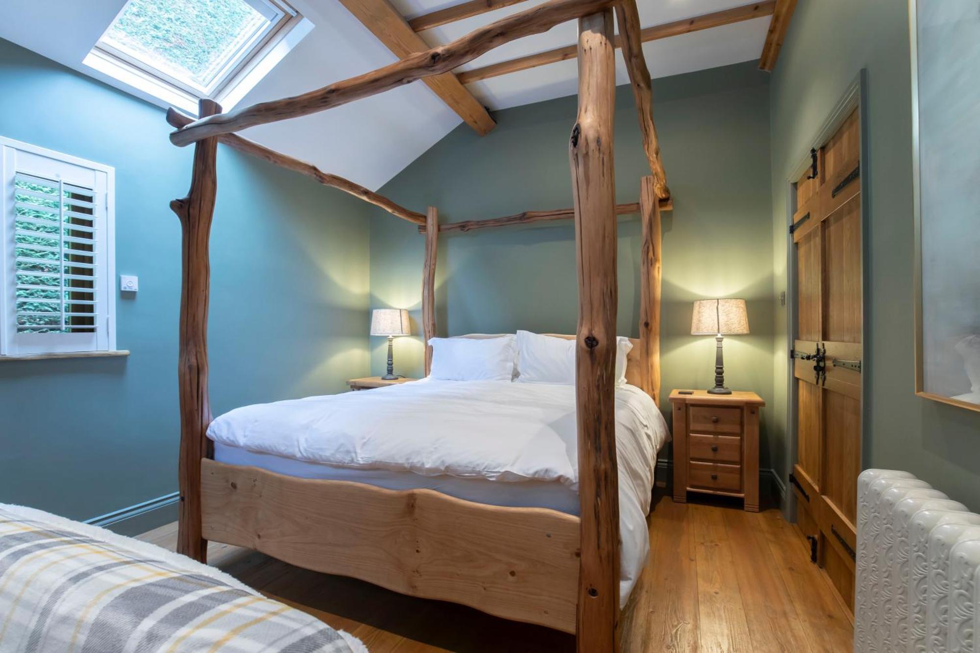 Stable Lodge - Boutique Bed & Breakfast Shurdington Exterior photo